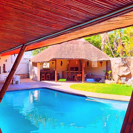 Durbanville Pool House Bagian luar foto